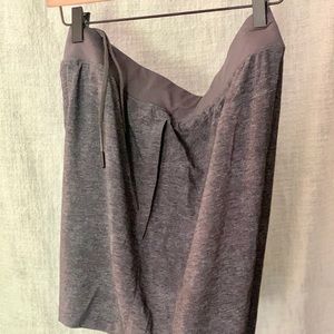 Lululemon T.H.E. Short 9 inch no liner